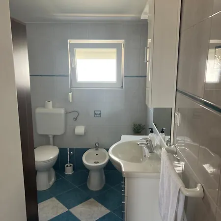 Maslina Apartment Kastel Stari