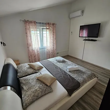 Maslina Apartment